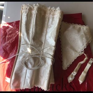Cream Corset!